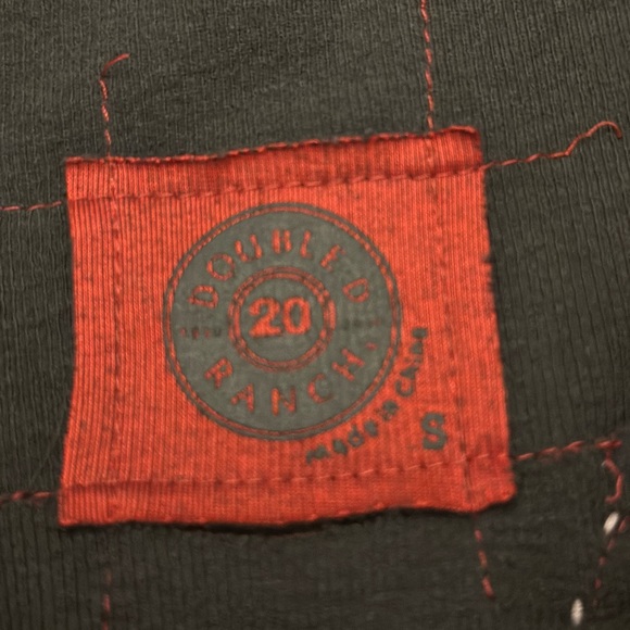 Double D Ranch long sleeve with cross - Picture 5 of 5